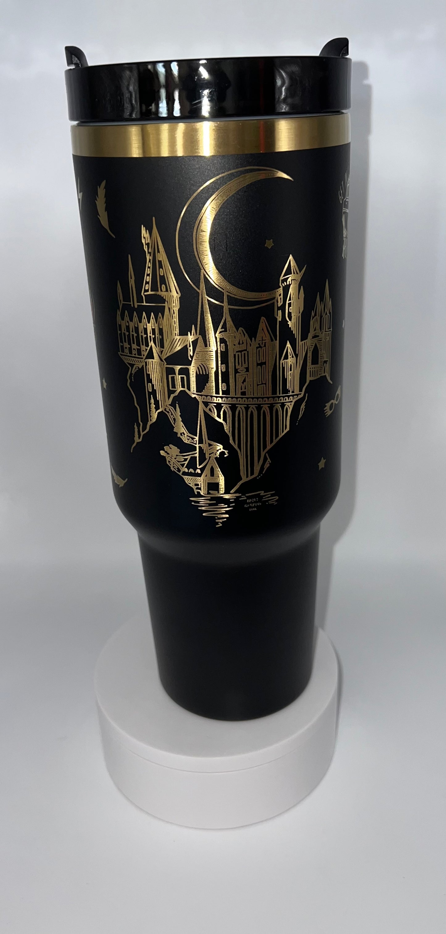 Hogwarts || Harry Potter Laser Engraved 40oz Tumbler